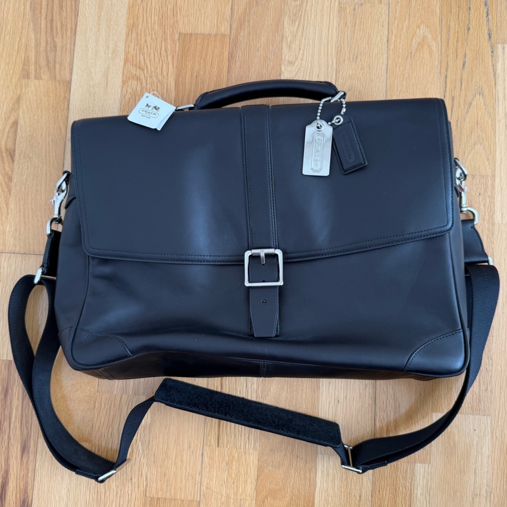 NWT • Coach Restored Transatlantic Flap Business Brief - Picture 4 of 7